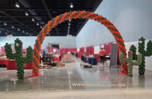 Mega Arch/ Marathon